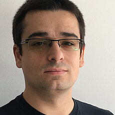 Iskren Asenov