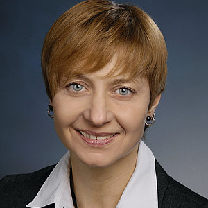 Dr. Daniela Straub