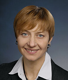 Dr. Daniela Straub