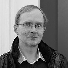  Dominik Benz